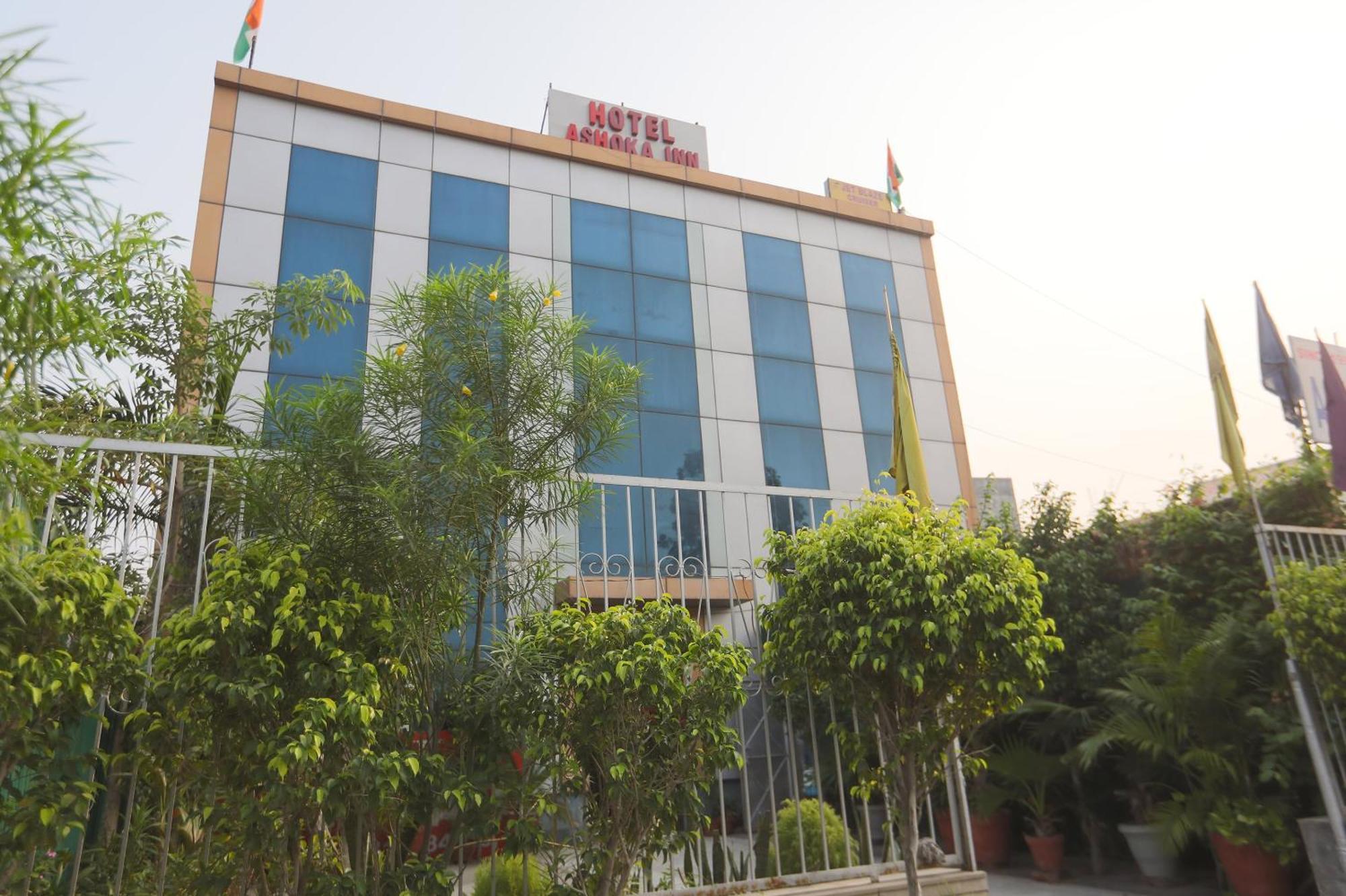 Hotel O Ashoka Inn Hotel Near Botanical Garden Noida Eksteriør billede