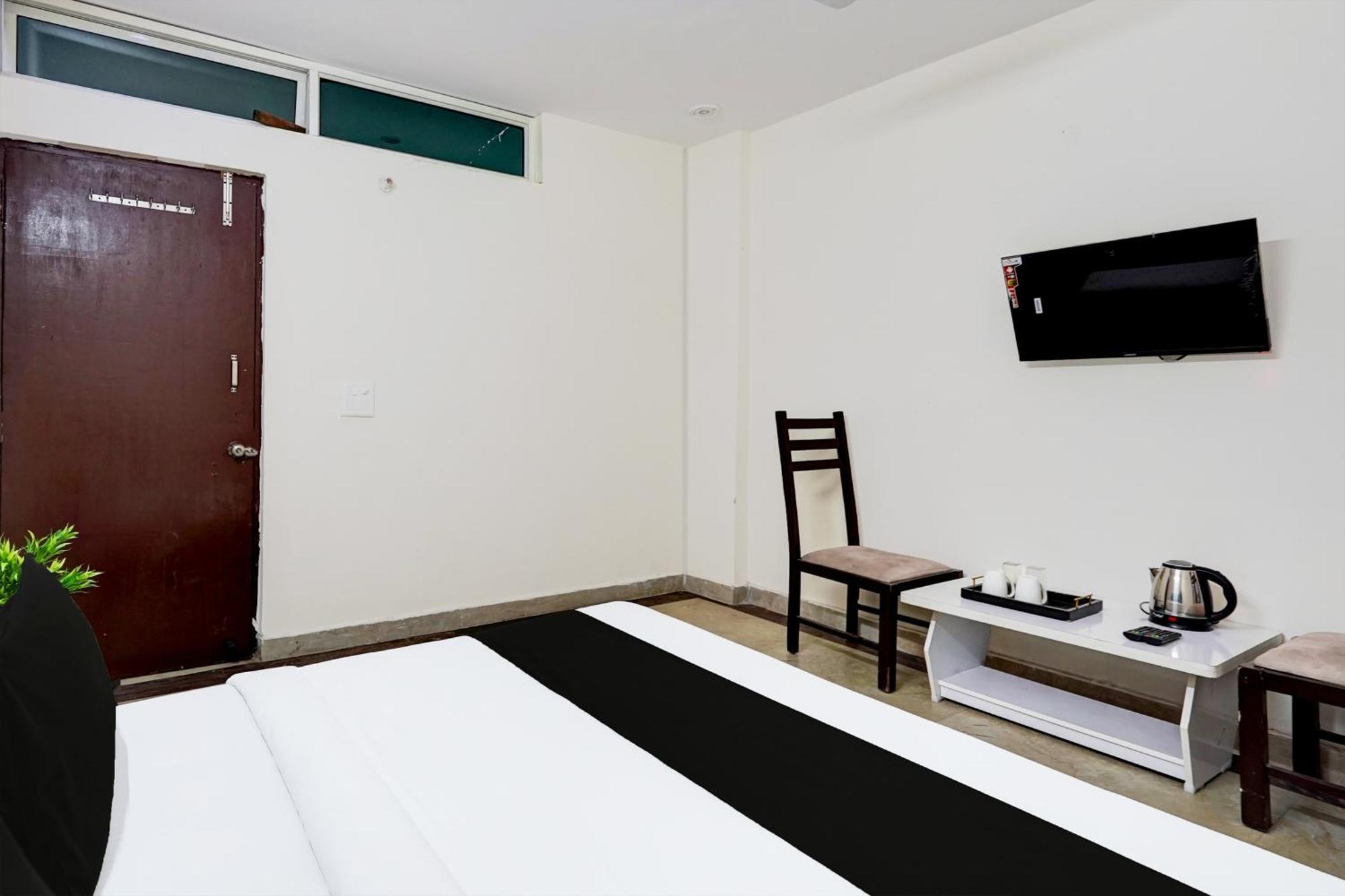 Hotel O Ashoka Inn Hotel Near Botanical Garden Noida Eksteriør billede